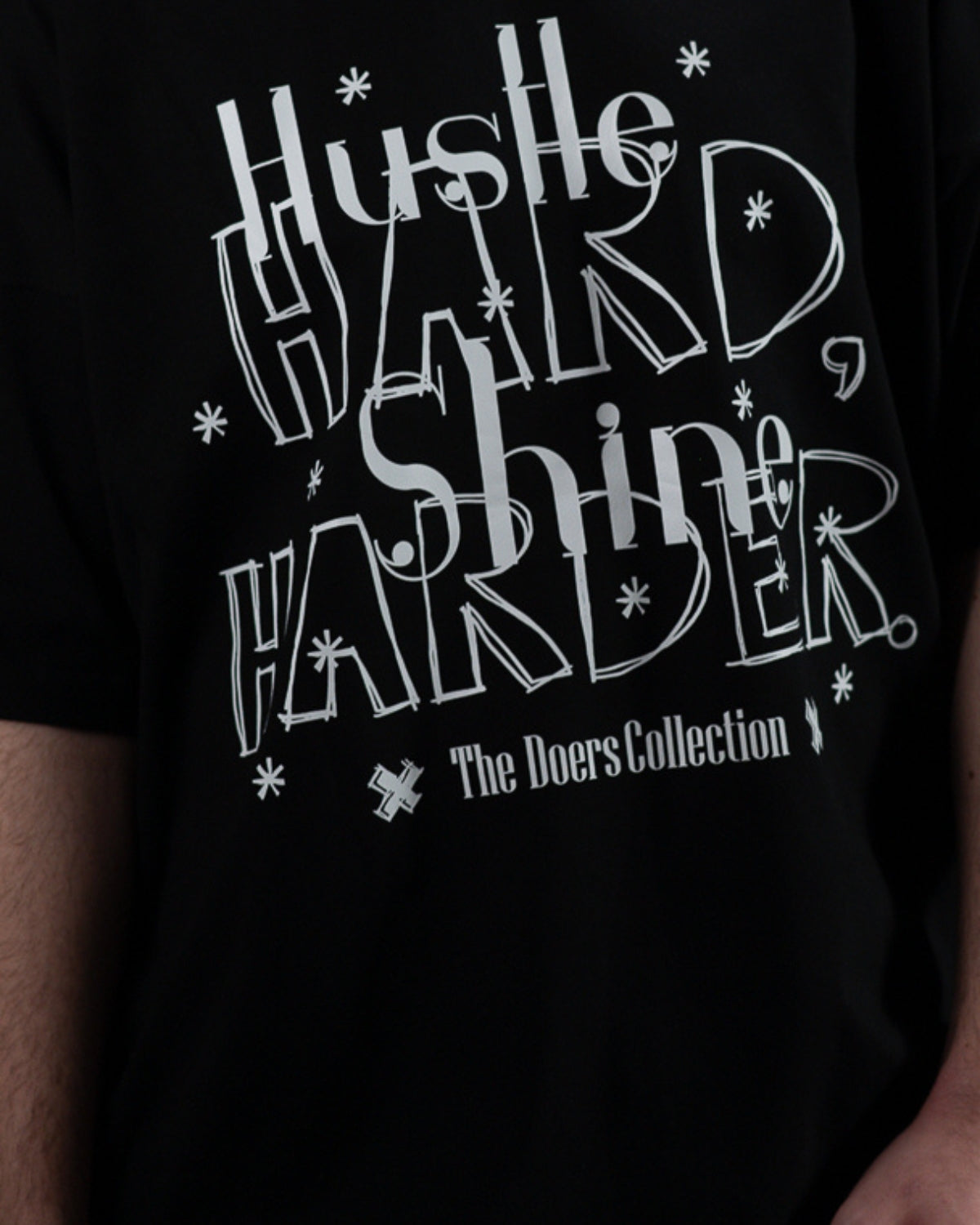 Tricou Premium Bumbac, Imprimeu “Hustle Hard, Shine Harder”