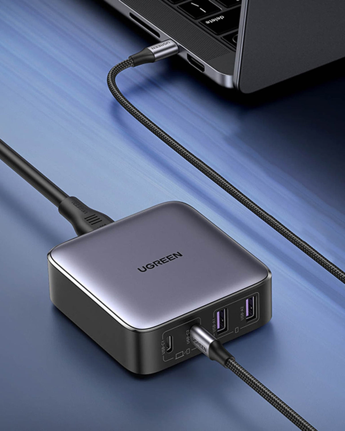 Încărcător 65W USB, 2 x USB-C, 2 x USB, GaN, Fast Charging, QC4.0 + Cablu de Încărcare 2 metri - Ugreen Nexode