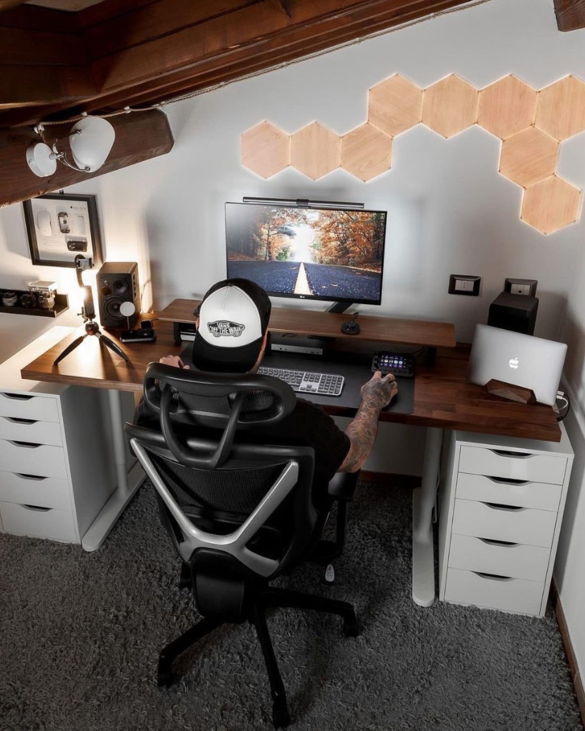 Nanoleaf Elements Hexagons Starter Kit, Wi-Fi, 3 Smart Light Panels Expansion Kit