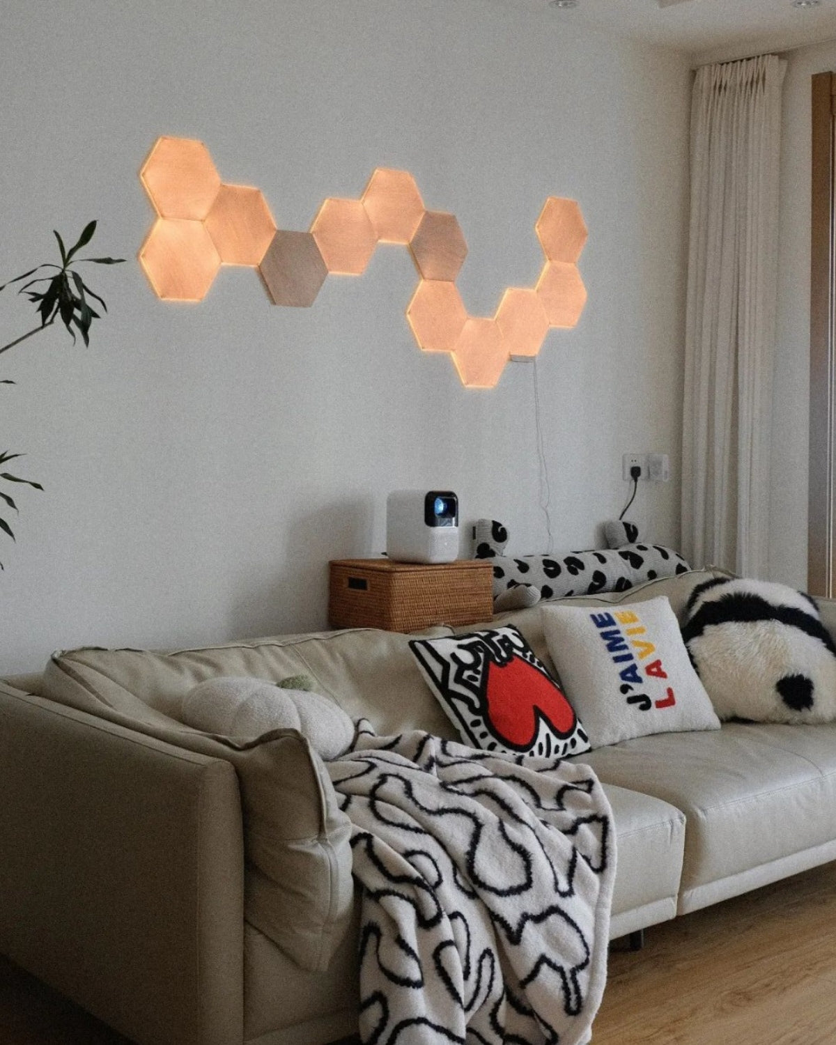 Nanoleaf Elements Hexagons Starter Kit, Wi-Fi, 3 Smart Light Panels Expansion Kit