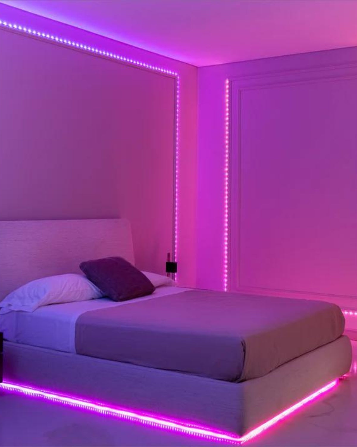 Bandă LED Smart RGB Twinkly Dots, 400 LEDuri, Bluetooth, Wi-Fi, 20 metri, IP44