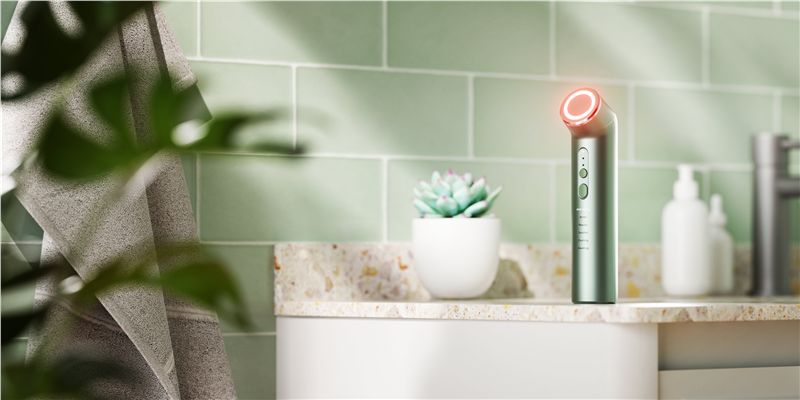 Dispozitiv de îngrijire facială Nanoleaf 6-in-1 Light Therapy Wand, verde