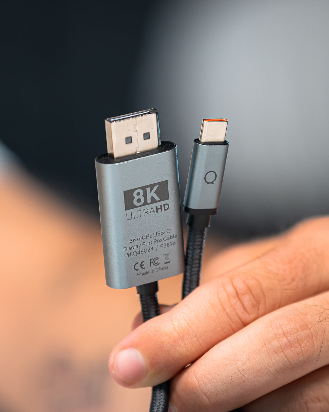 Cablu Linq Pro, USB-C la Display Port, 2 Metri