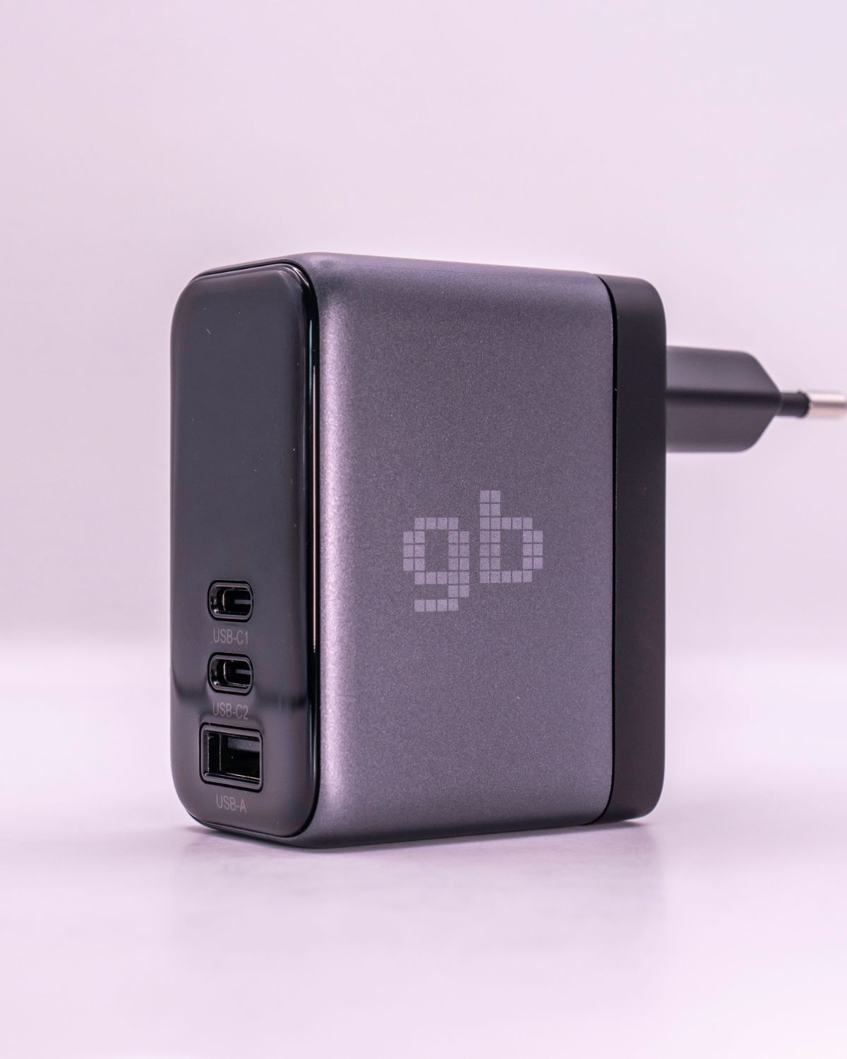 Încărcător GB 45W GaN, 2x USB-C, 1 x USB-A, Afișaj LED, Power Delivery + PPS, Fast Charge - Telefon, Tabletă