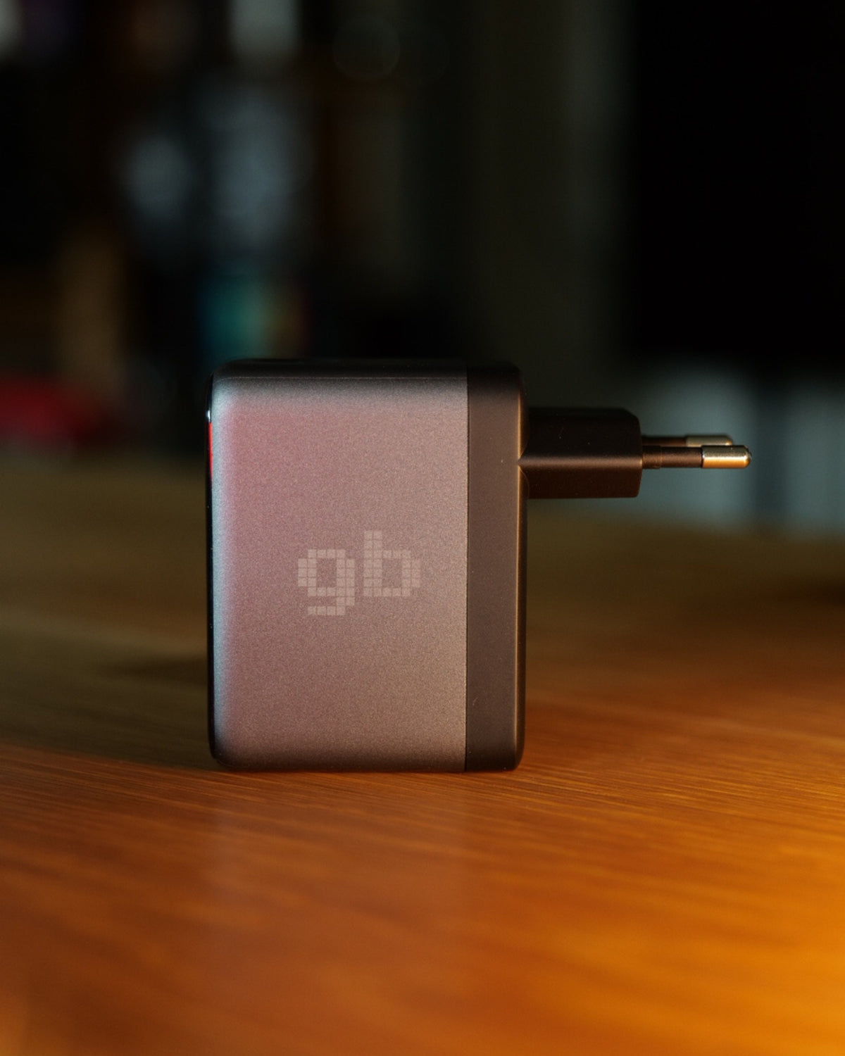 Încărcător GB 65W GaN, 2x USB-C, 1 x USB-A, Afișaj LED, Power Delivery + PPS - Laptop, Telefon