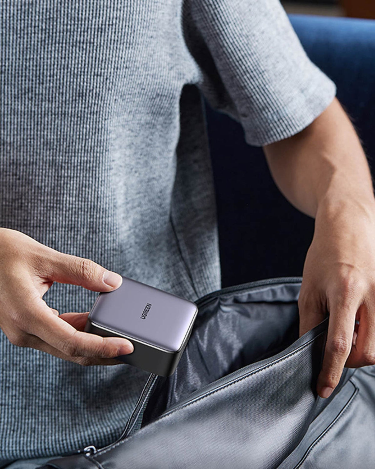 Încărcător 65W USB, 2 x USB-C, 2 x USB, GaN, Fast Charging, QC4.0 + Cablu de Încărcare 2 metri - Ugreen Nexode