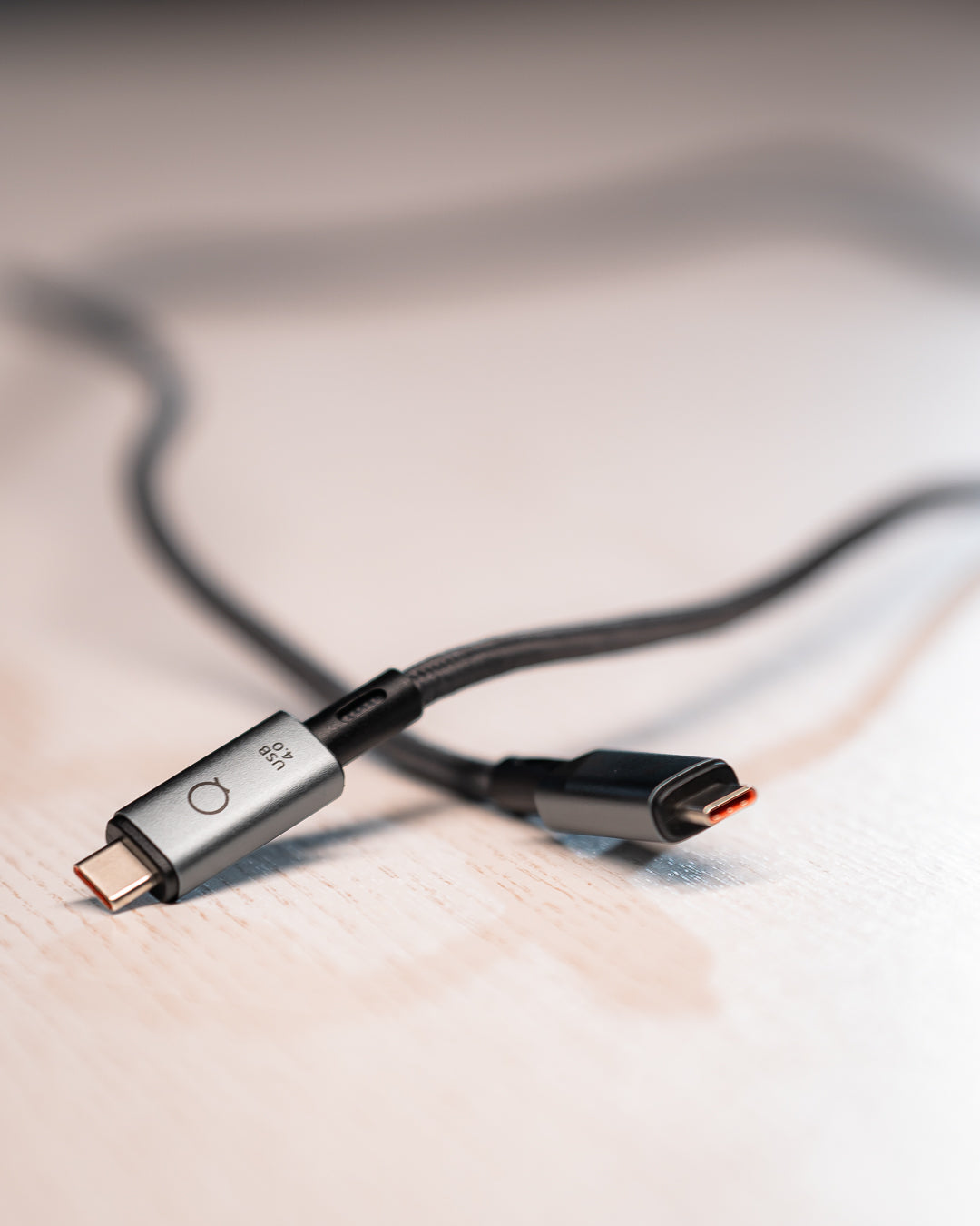Cablu Linq USB4 Pro USB-C la USB-C, 1 Metru