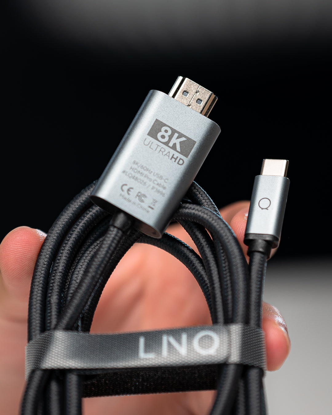 Cablu Linq Pro, USB-C la HDMI, 2 Metri